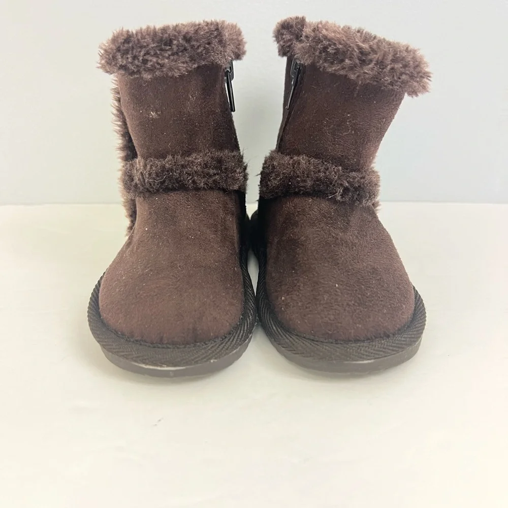 Teeny Toes- Baby Brown Boots- Size:4,‎ Pre-Owned